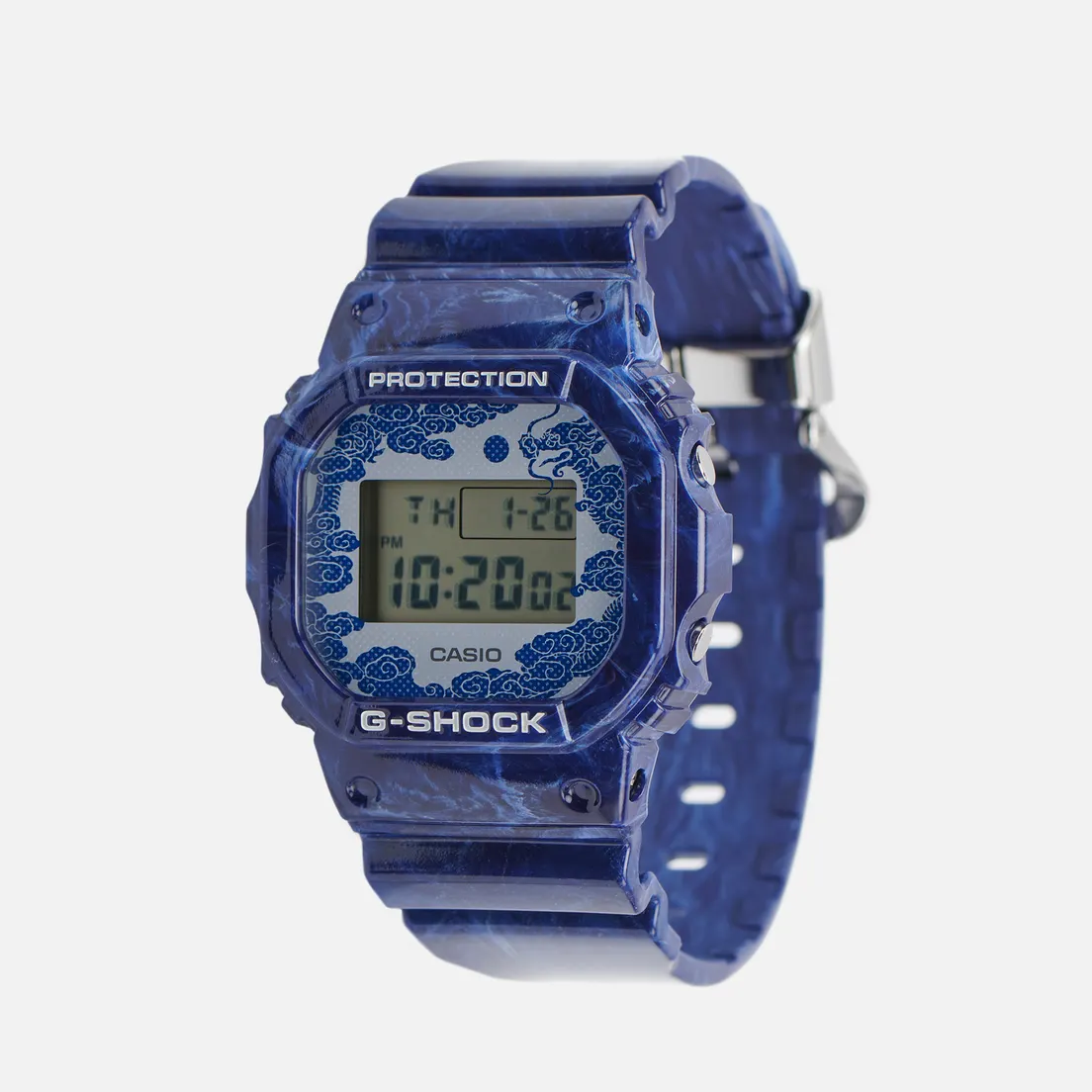 CASIO Наручные часы G-SHOCK DW-5600BWP-2 Blue & White Porcelain