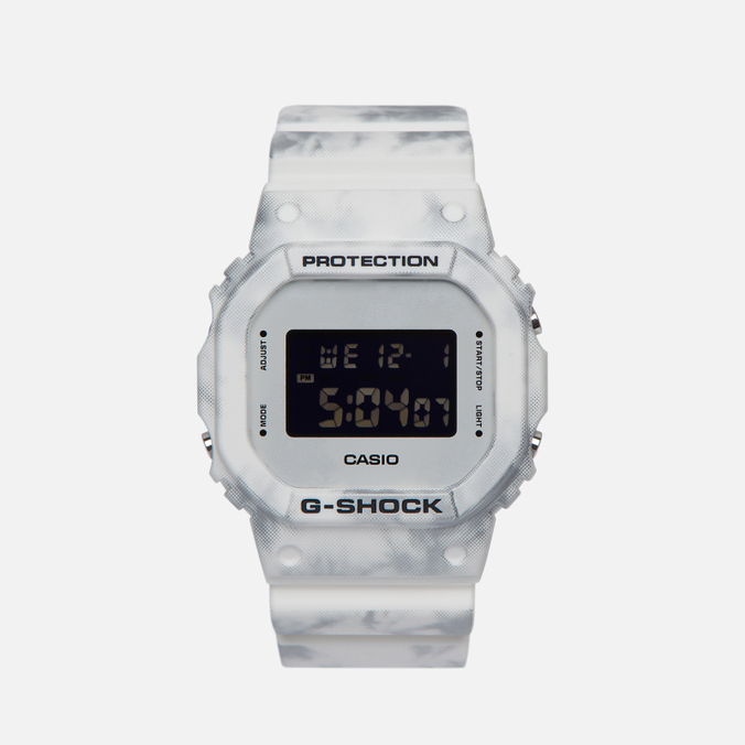Наручные часы CASIO белый DW-5600GC-7ER 
