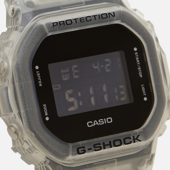 Наручные часы CASIO G-SHOCK DW-5600SKE-7ER Transparent Clear/Clear/Black