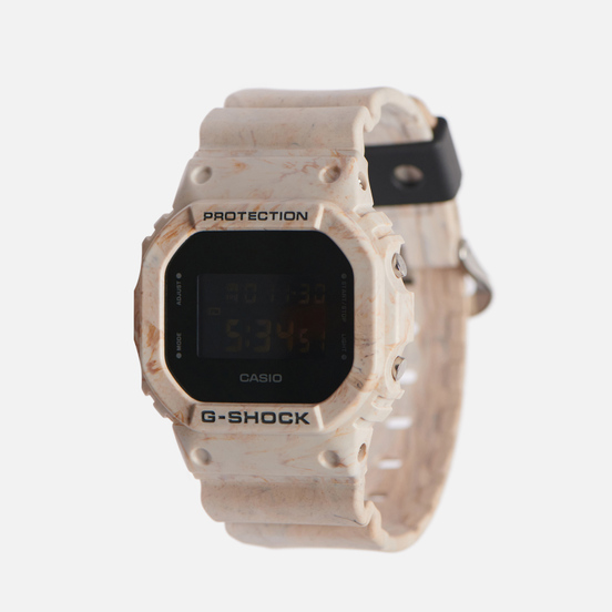 Наручные часы CASIO G-SHOCK DW-5600WM-5ER Utility Wavy Mable White/Black