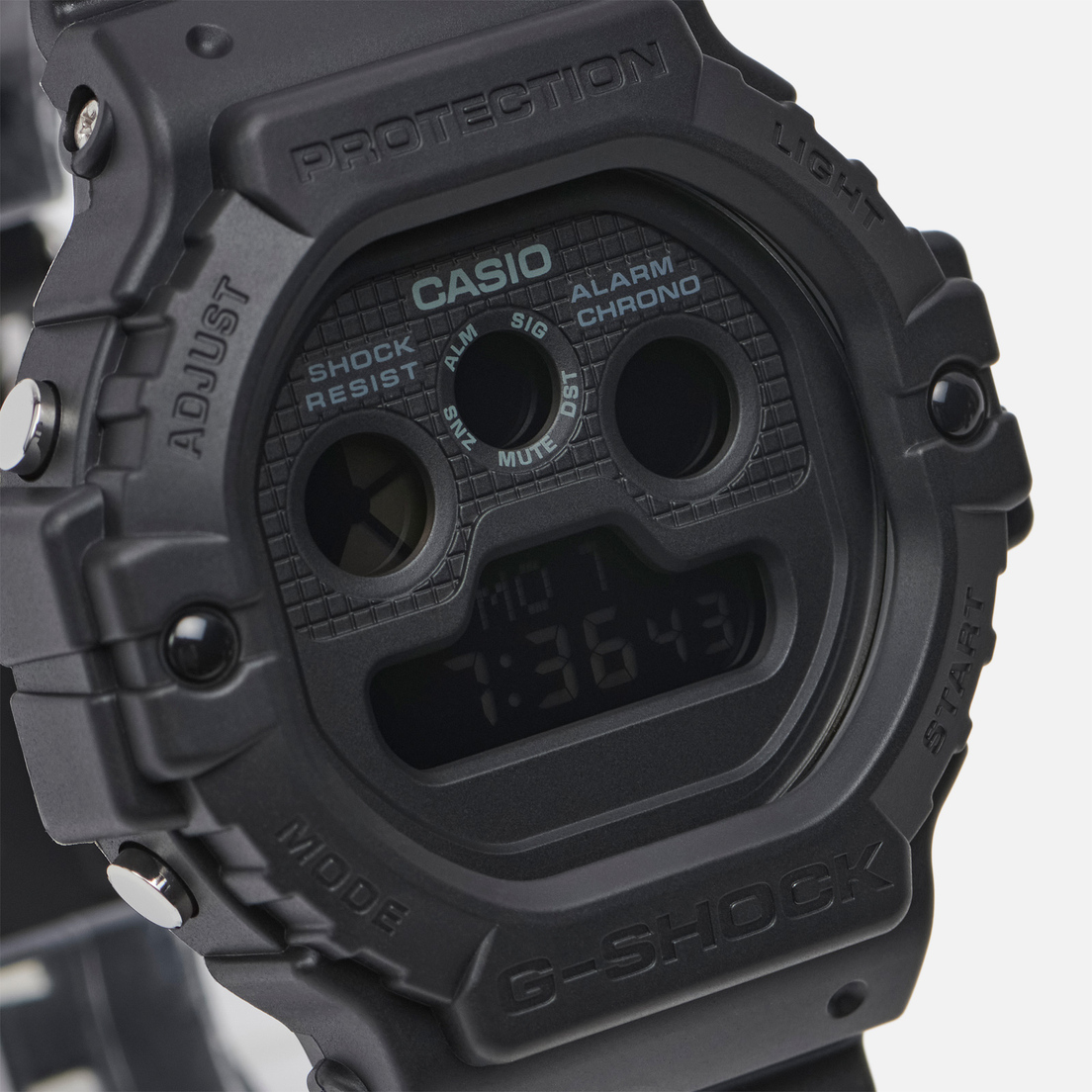 CASIO Наручные часы G-SHOCK DW-5900BB-1