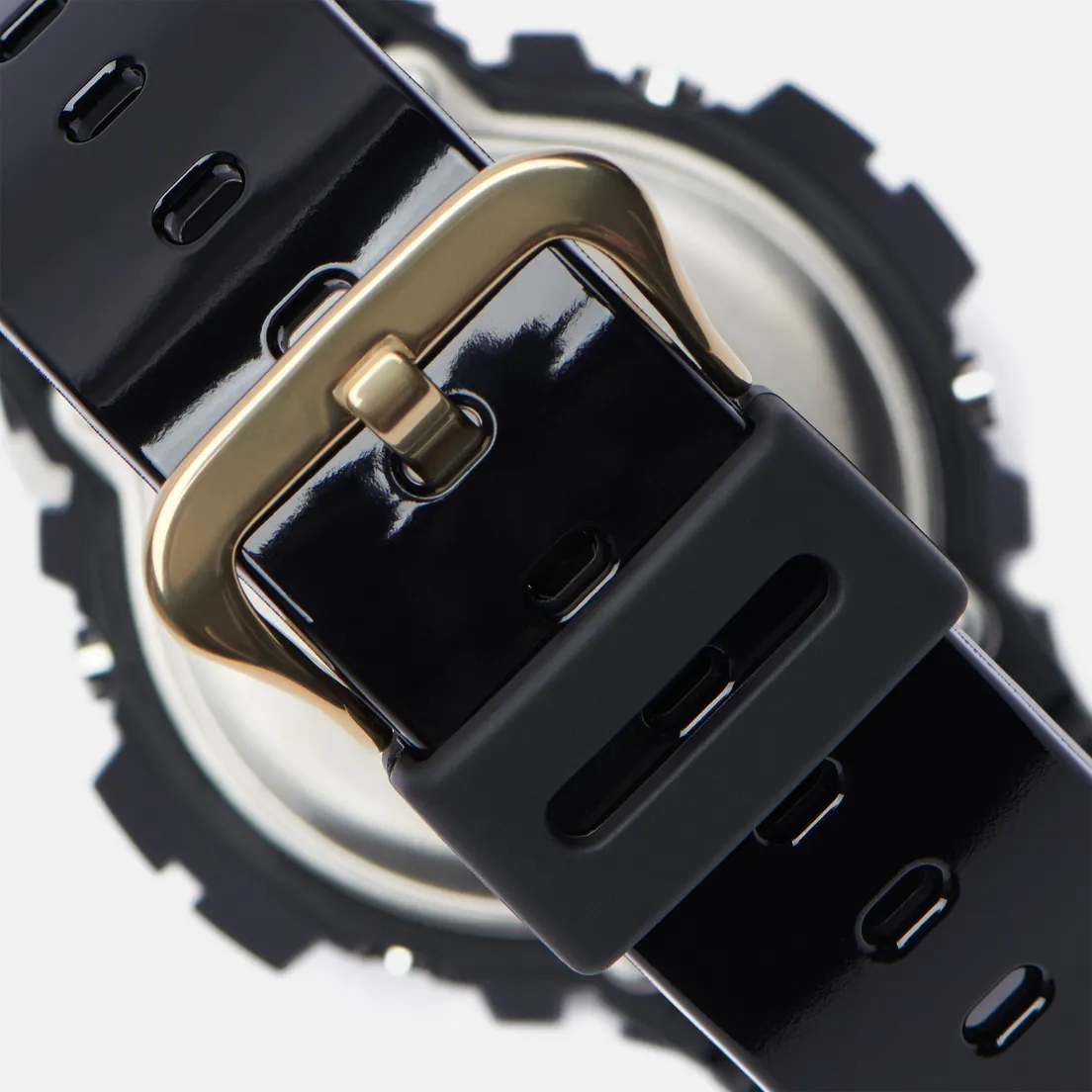 CASIO Наручные часы G-SHOCK DW-6900CB-1