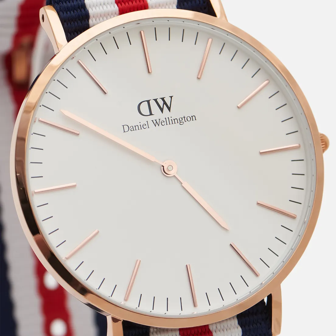Daniel Wellington Наручные часы Classic Canterbury