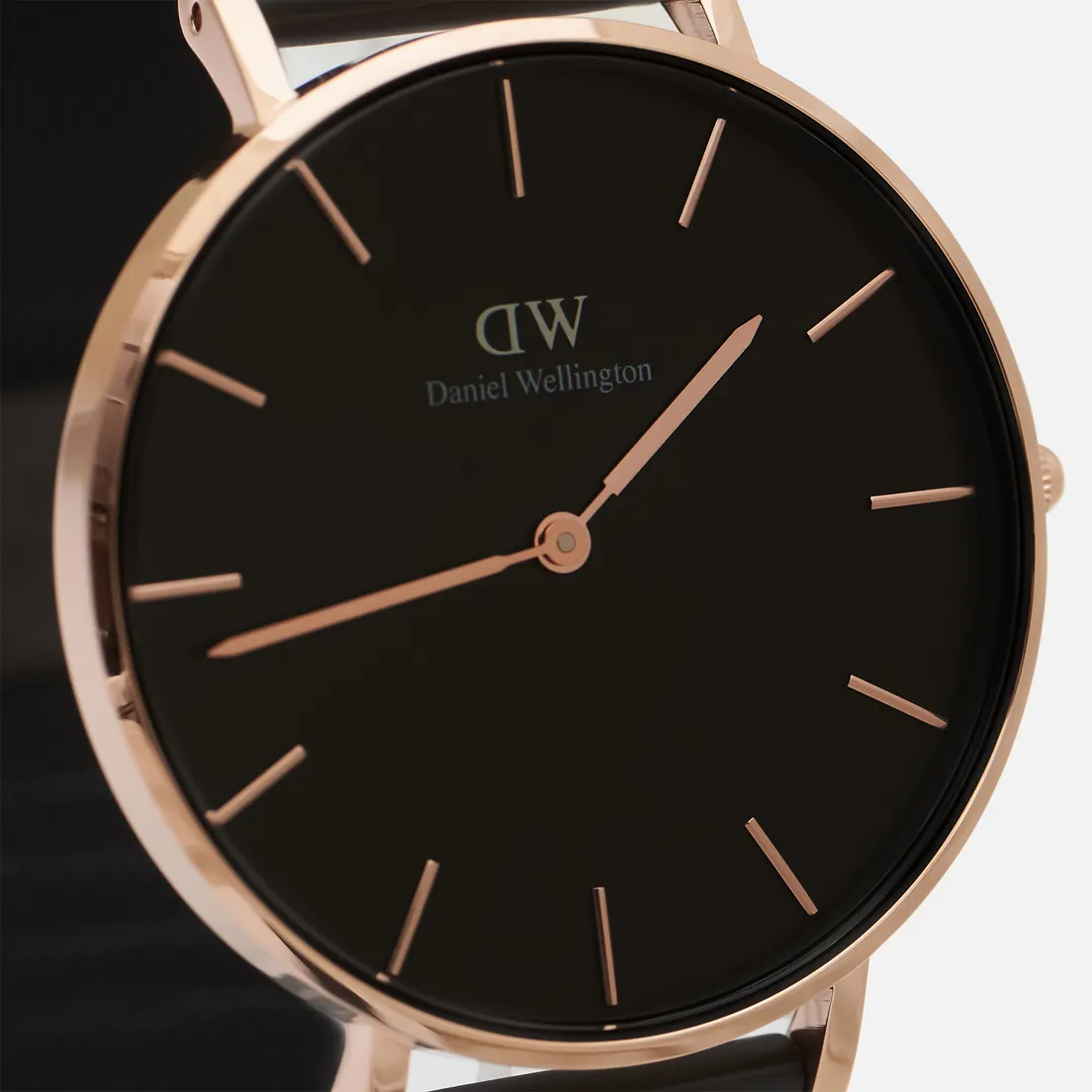 Daniel Wellington Наручные часы Petite Ashfield