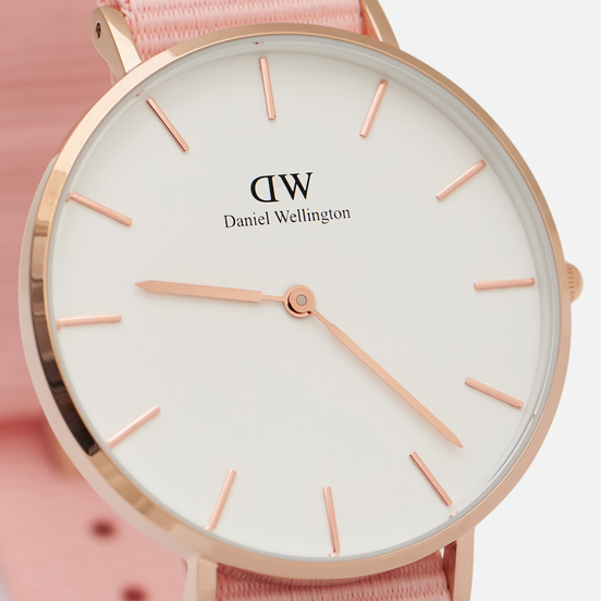 Наручные часы Daniel Wellington Petite Rosewater Pink/Rose Gold/Eggshell White