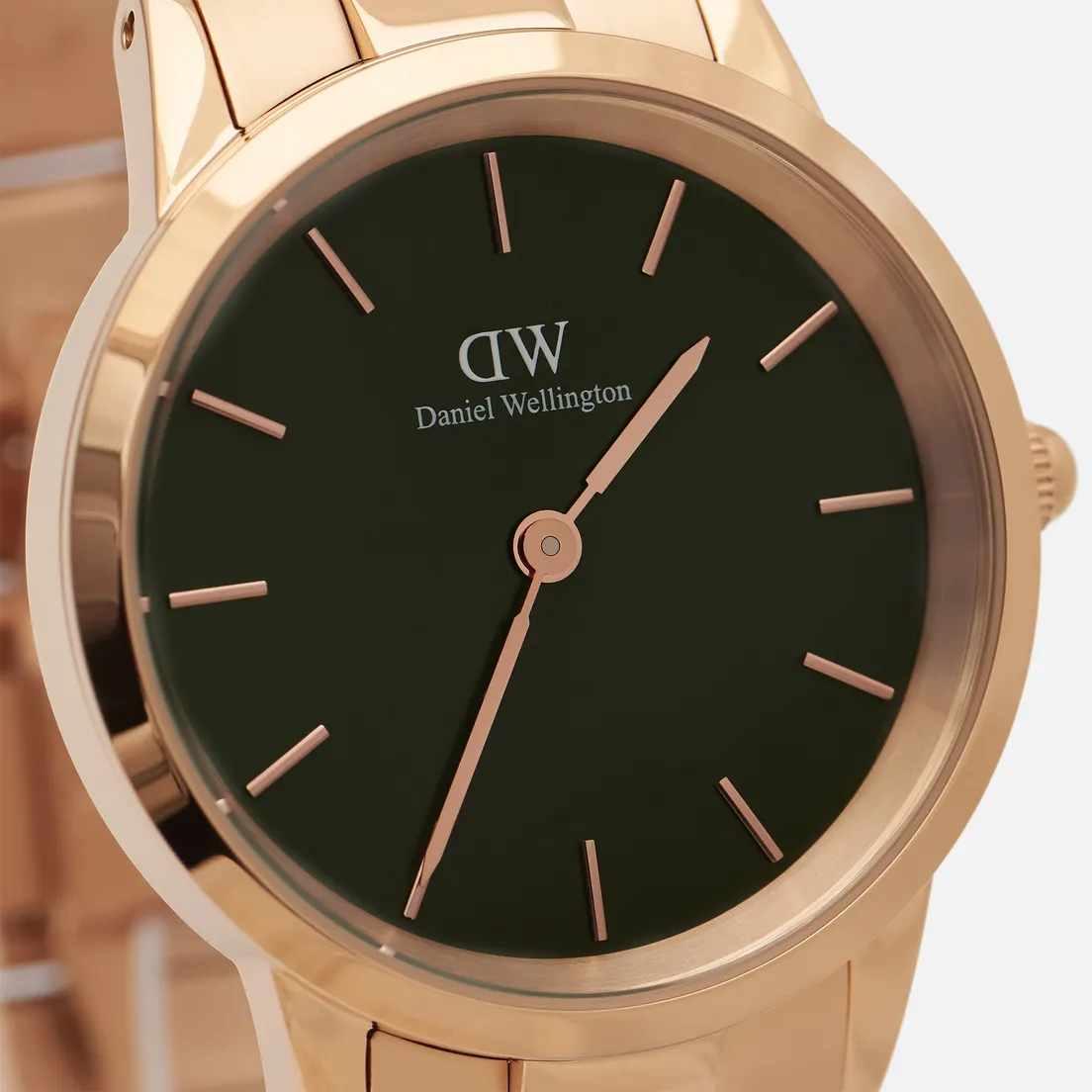 Daniel Wellington Наручные часы Iconic Link Emerald