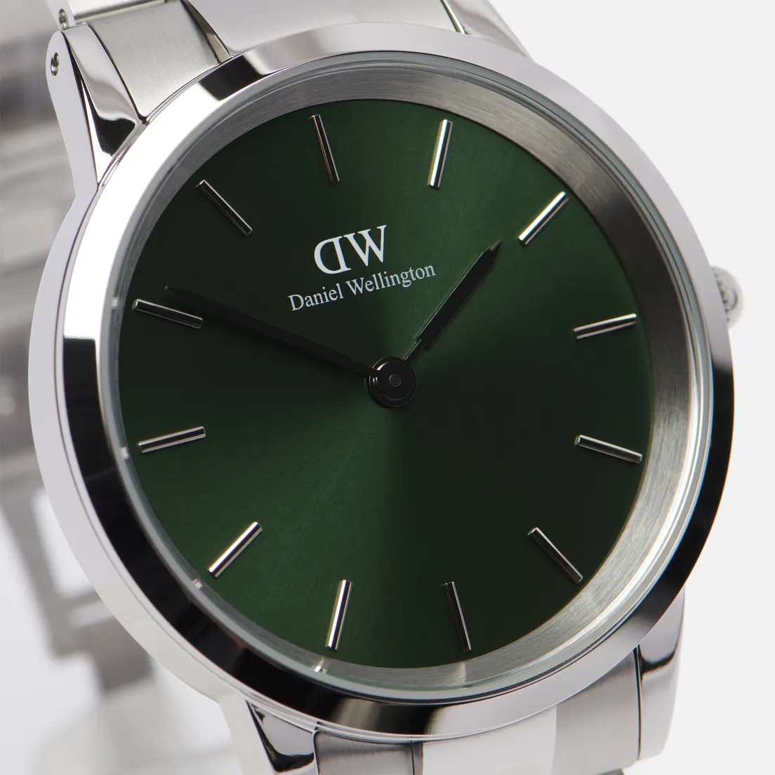 Daniel Wellington Наручные часы Iconic Link Emerald