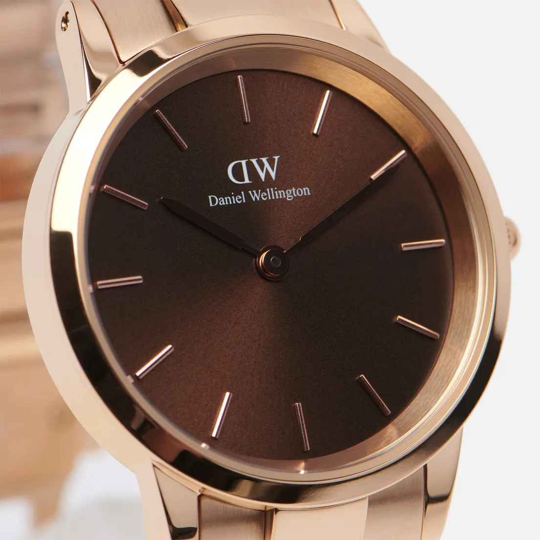 Daniel Wellington Наручные часы Iconic Amber Small