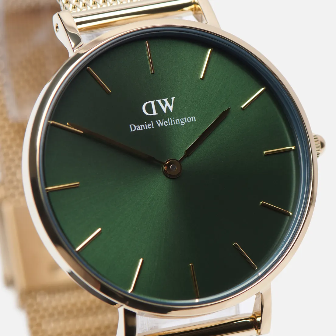 Daniel Wellington Наручные часы Petite Emerald Medium