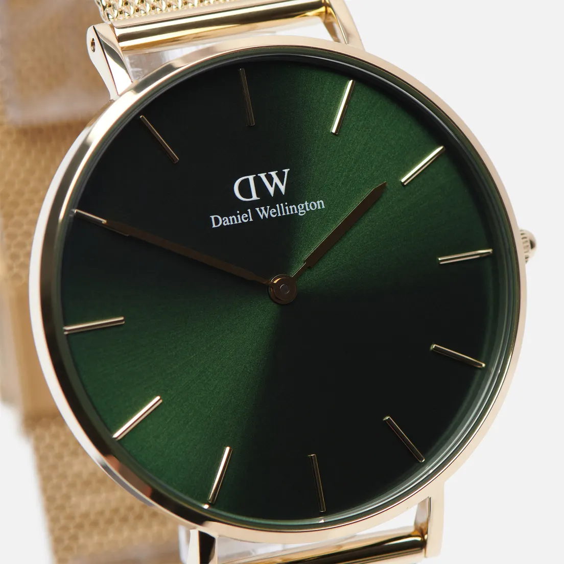 Daniel Wellington Наручные часы Petite Emerald Large