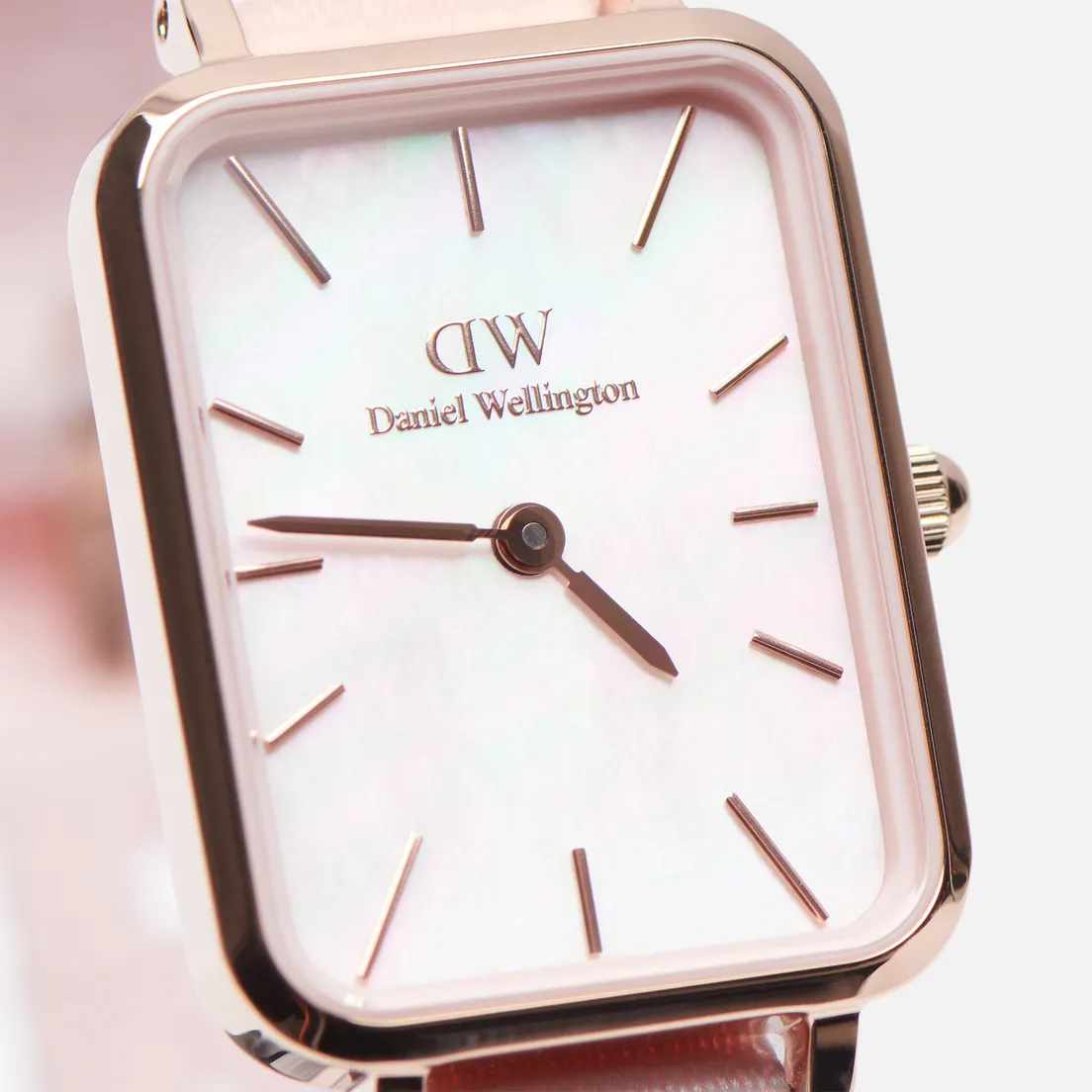 Daniel Wellington Наручные часы Quadro Coral