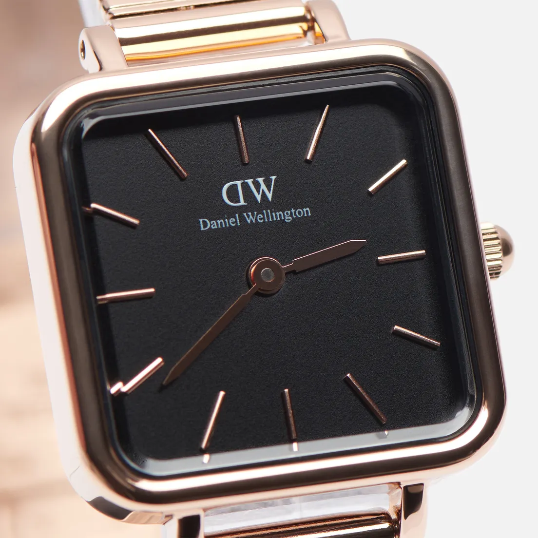 Daniel Wellington Наручные часы Quadro Studio