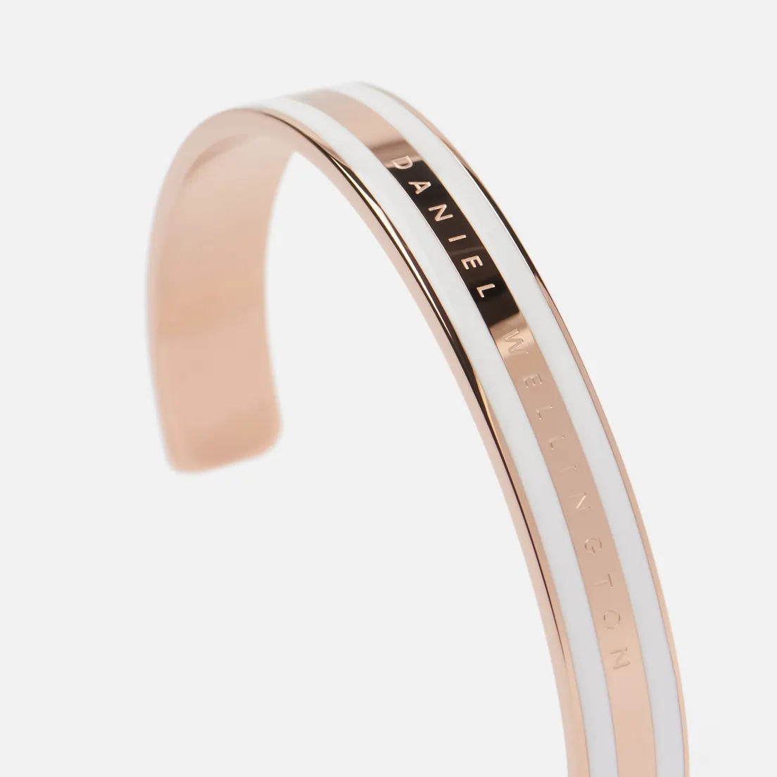 Daniel Wellington Браслет Emalie Cuff Medium