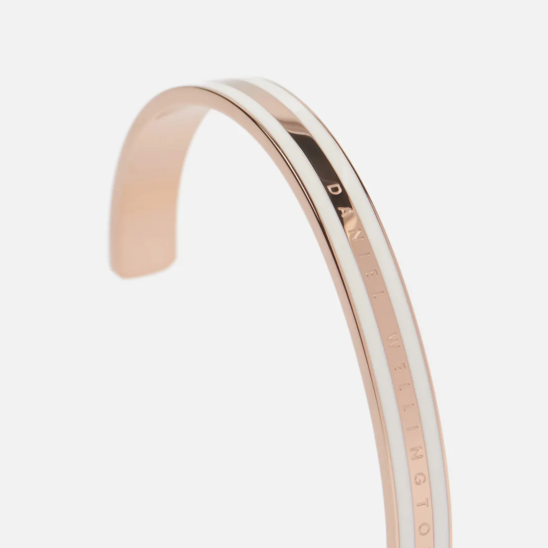 Daniel Wellington Браслет Emalie Slim Cuff Medium
