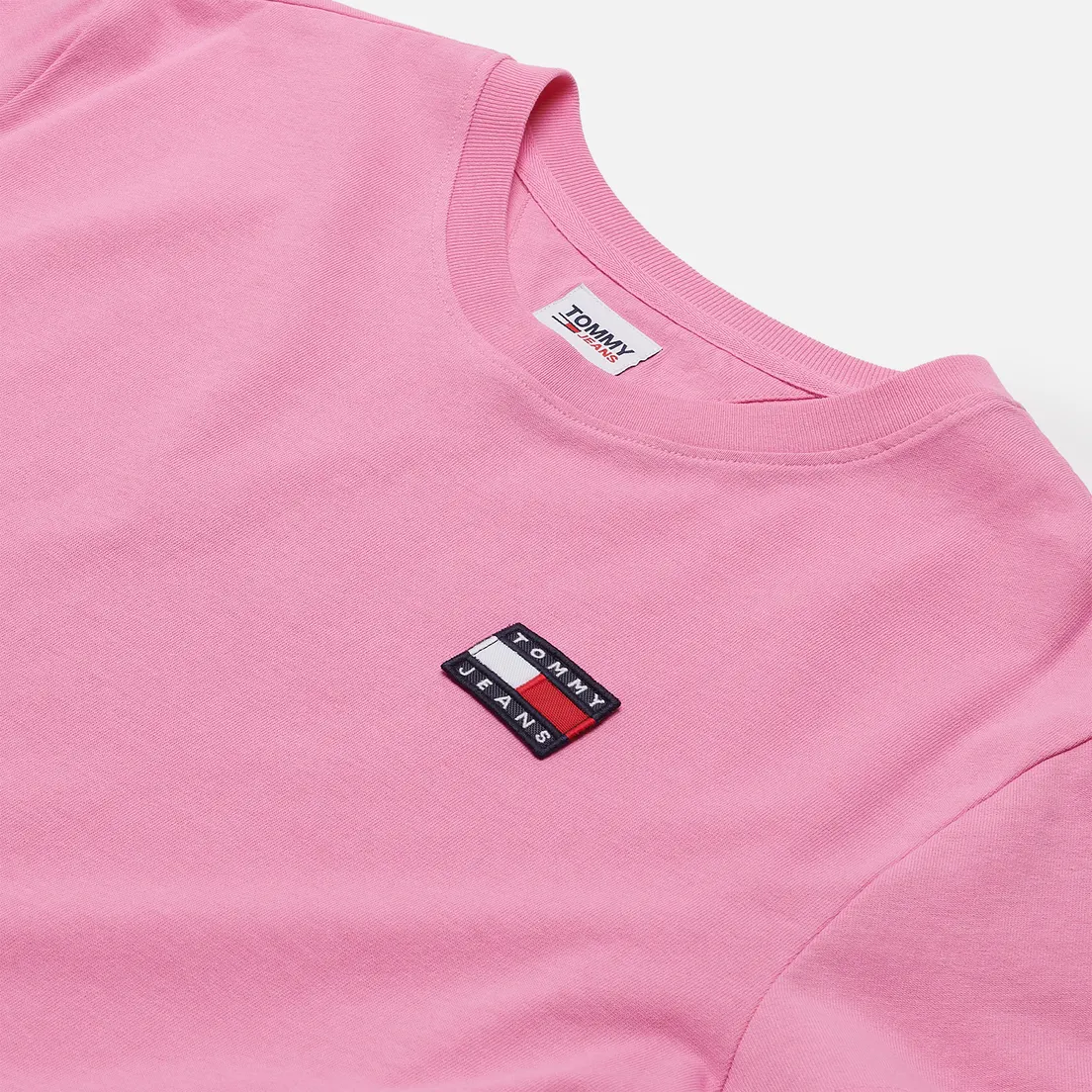 Tommy Jeans Женская футболка Tommy Badge Cropped Fit