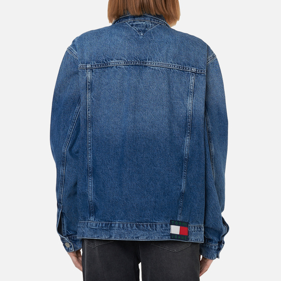 Женская джинсовая куртка Tommy Jeans Denim Oversized Fit Trucker Save Pf Mid Blue Rigid