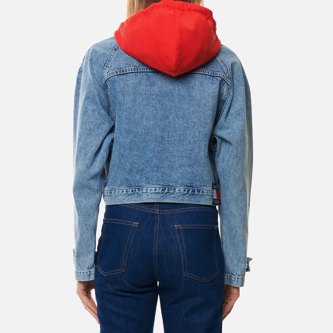 Tommy Jeans Женская джинсовая куртка Hoody Neck Cropped Denim