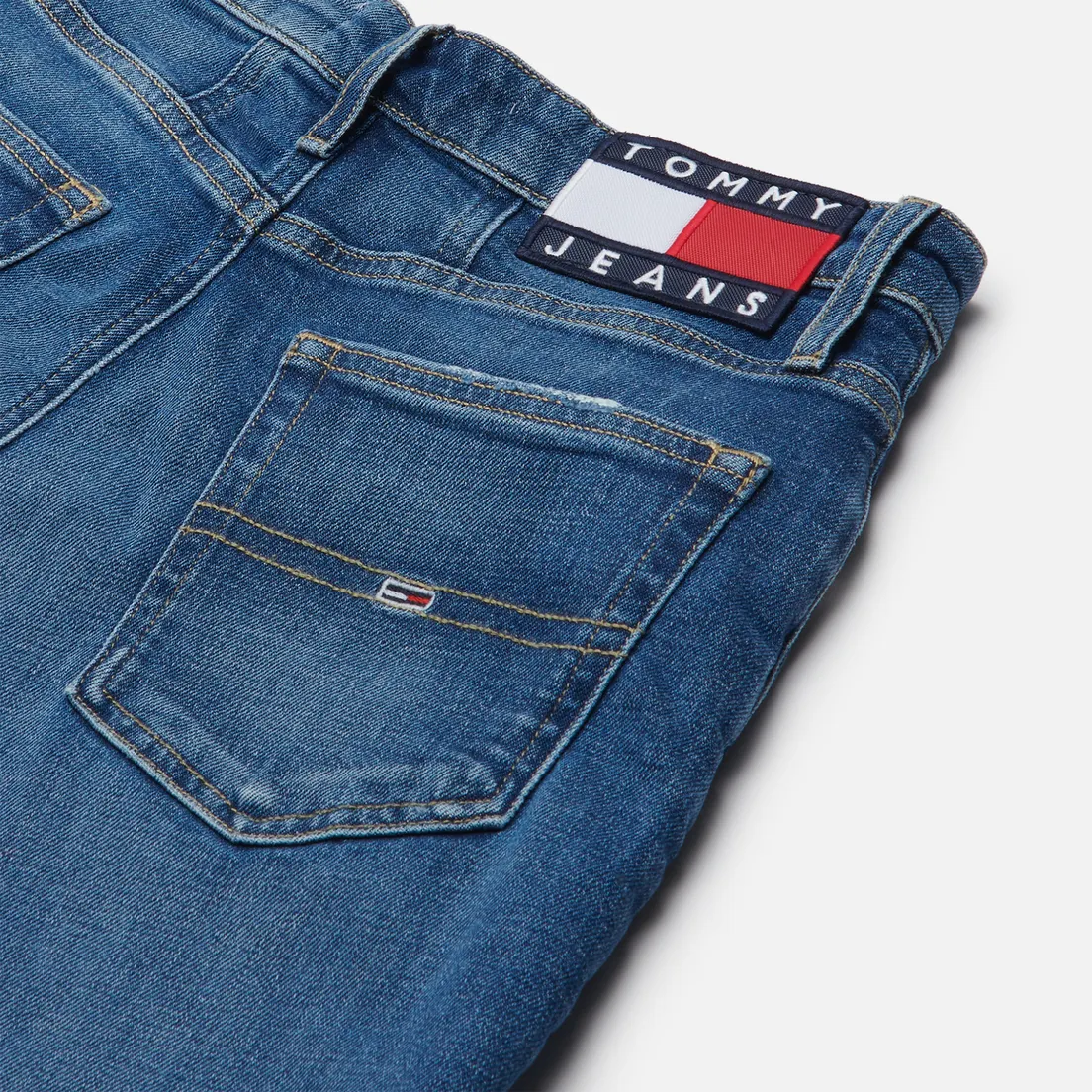 Tommy Jeans Женские джинсы Mom Super High Rise Tapered