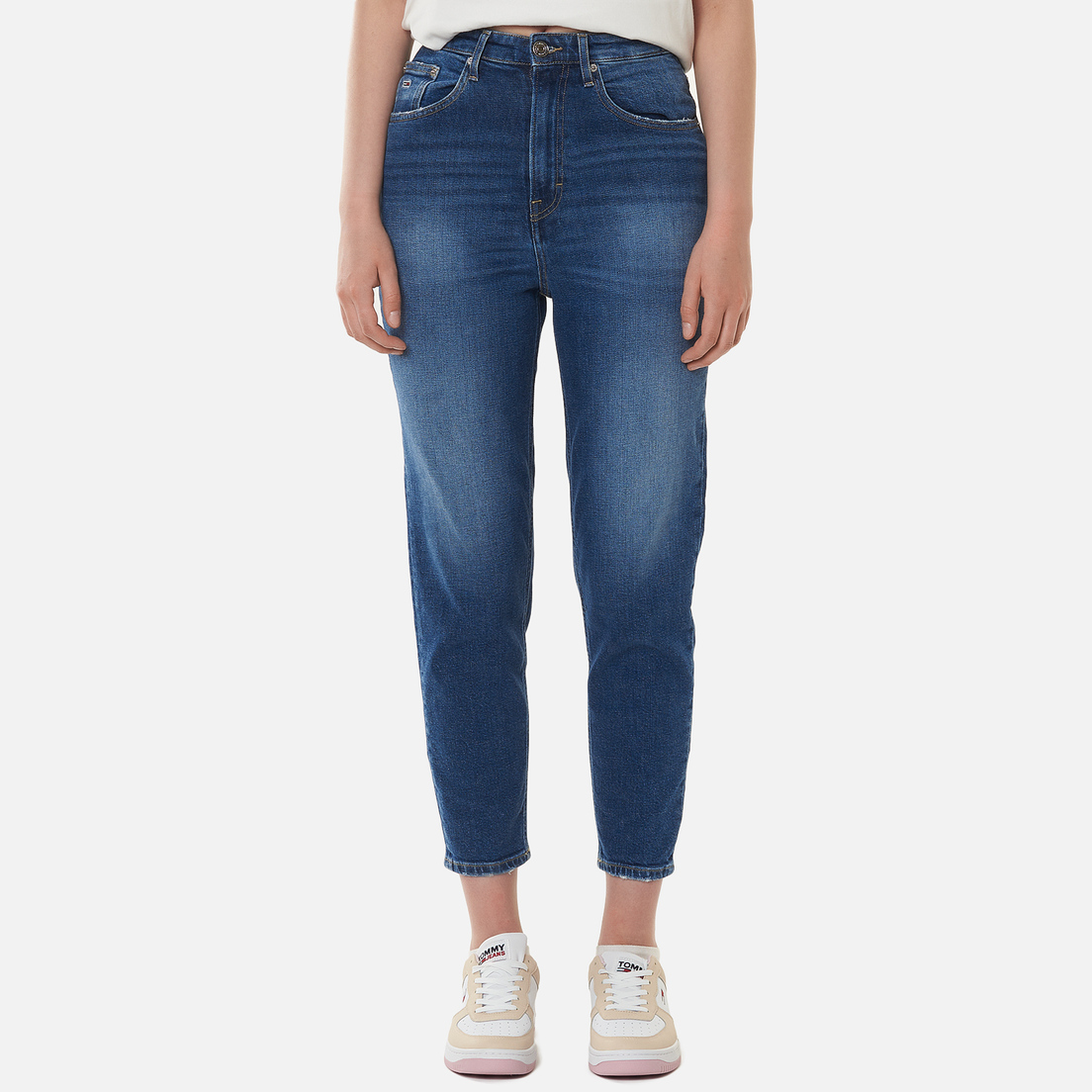 Tommy Jeans Женские джинсы Mom Super High Rise Tapered