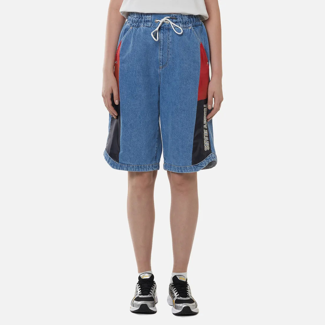 Tommy Jeans Женские шорты Colour-Blocked Panels Baggy Denim