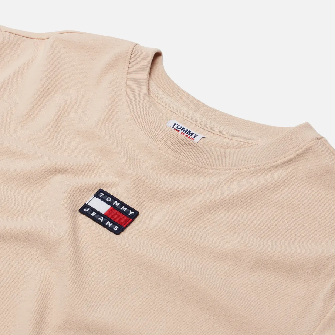 Tommy Jeans Женская футболка Tommy Center Badge
