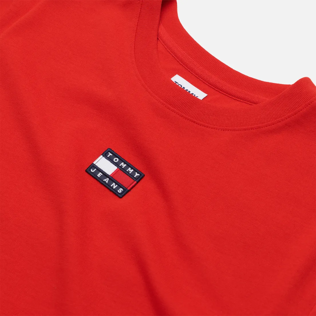 Tommy Jeans Женская футболка Tommy Center Badge Crew Neck