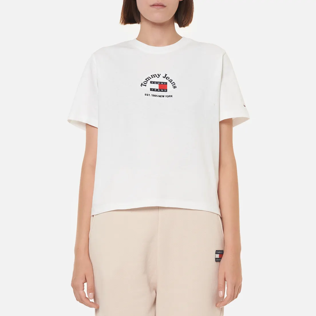 Tommy Jeans Женская футболка Boxy Crop Timeless Tommy 1