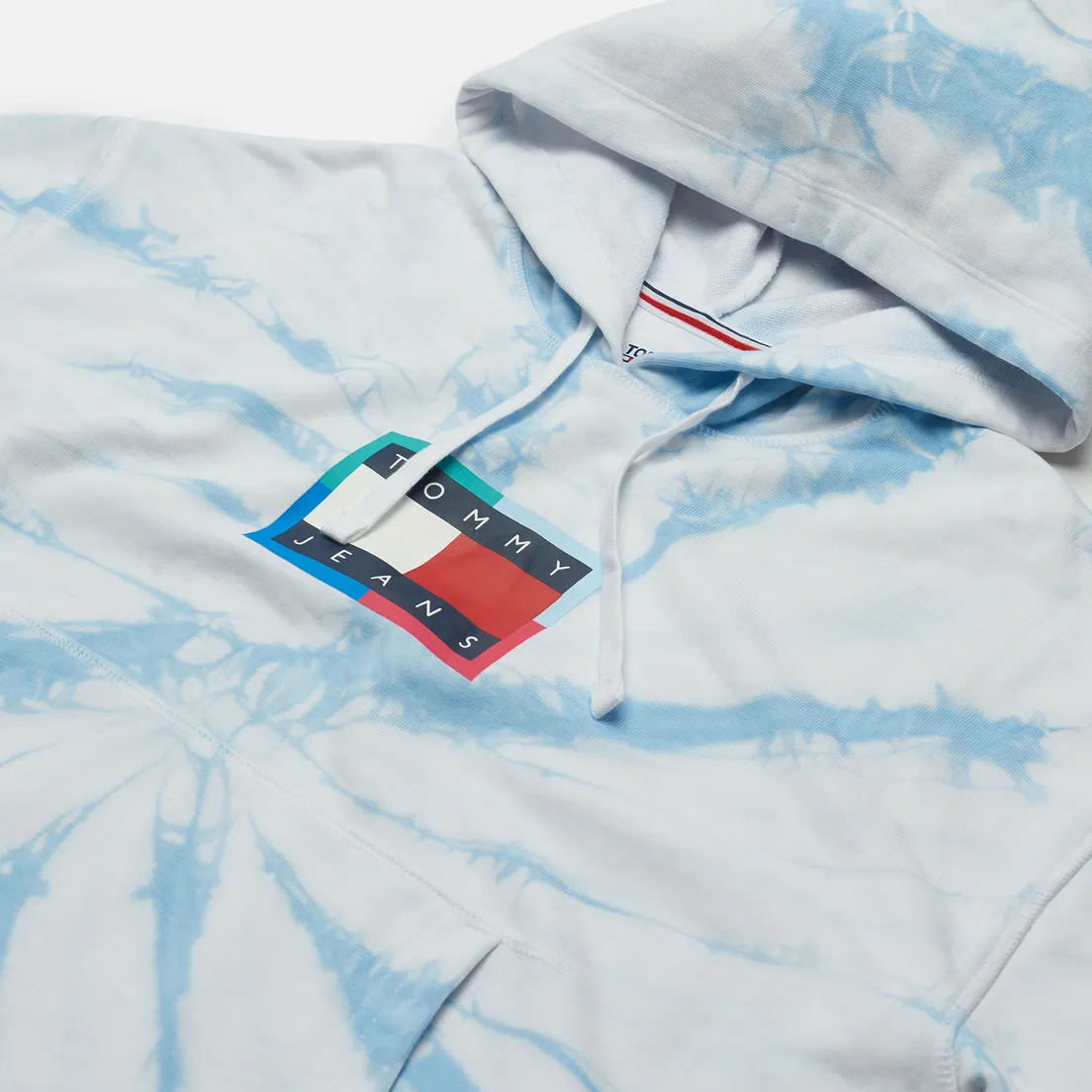 Tommy Jeans Женская толстовка Tommy Badge Tie-Dye Boxy Hoody