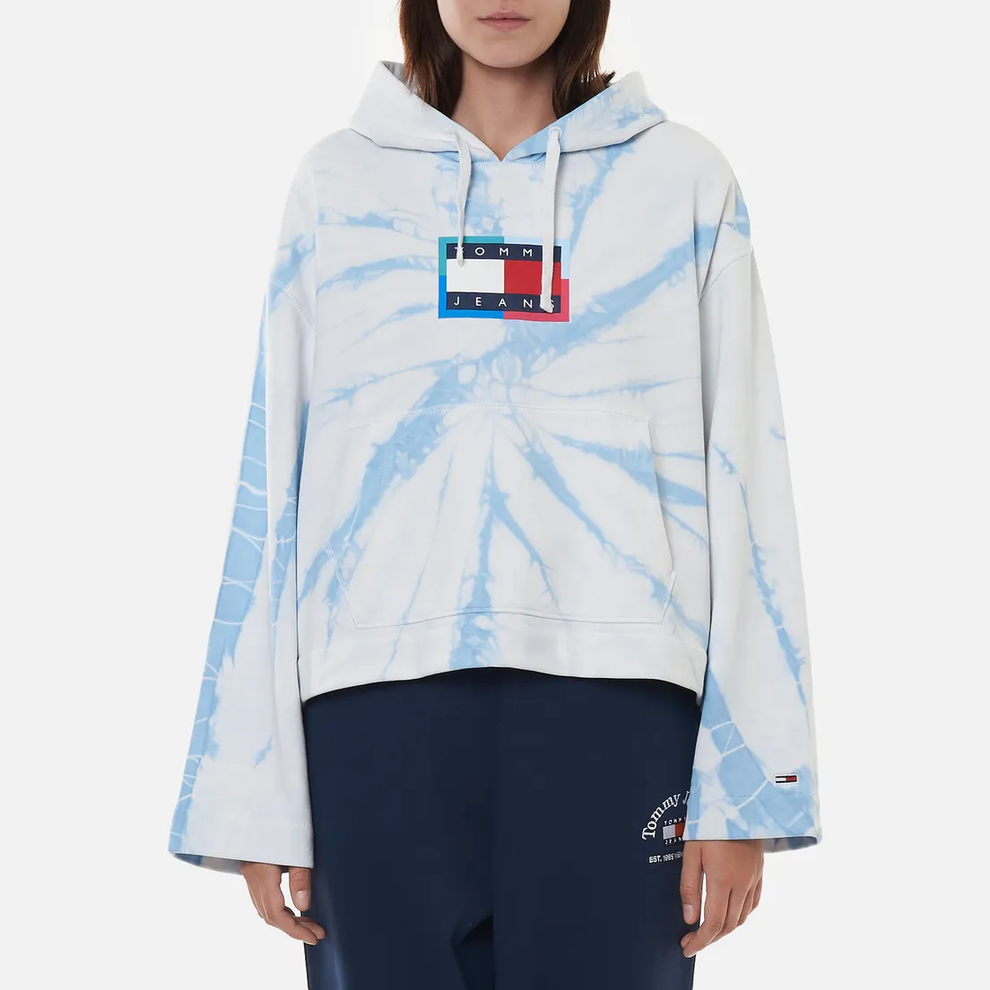 Tommy Jeans Женская толстовка Tommy Badge Tie-Dye Boxy Hoody