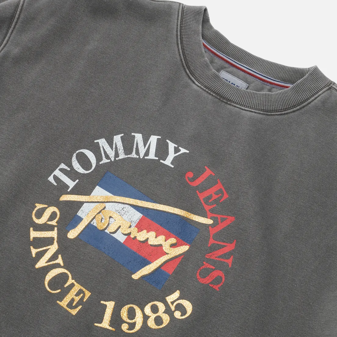 Tommy Jeans Женская толстовка Vintage Bronze 2 Crew Neck