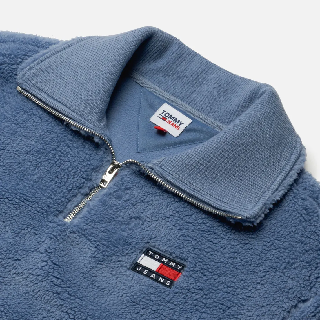 Tommy Jeans Женская толстовка Boxy Plush Badge Quarter Zip