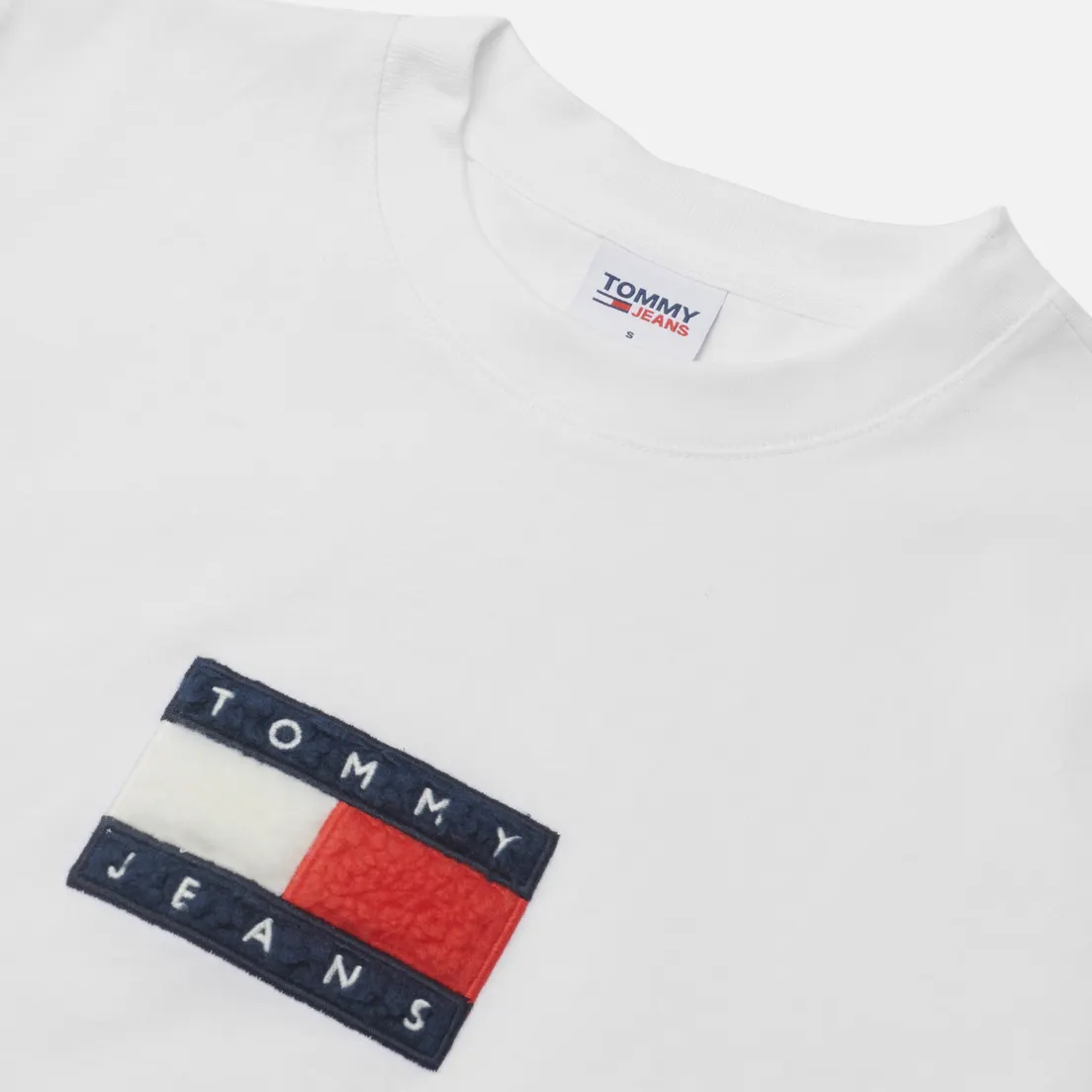 Tommy Jeans Женская футболка ABO Cozy Sherpa Flag