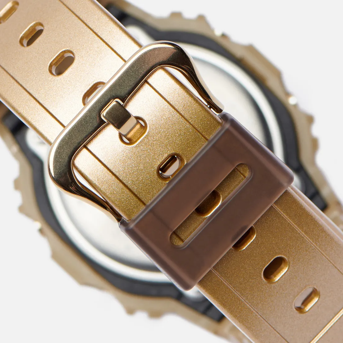 CASIO Наручные часы G-SHOCK DWE-5600HG-1 Hip-Hop Gold Chain