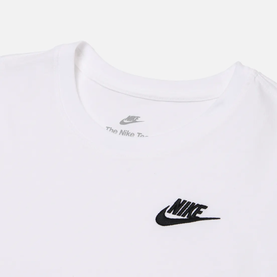 Nike Женская футболка Club Essentials