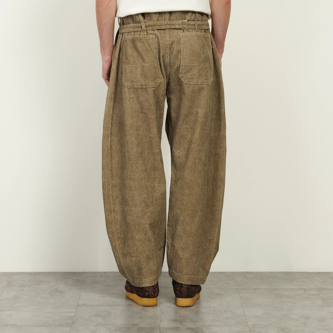 EASTLOGUE Мужские брюки Cinch Back Curved