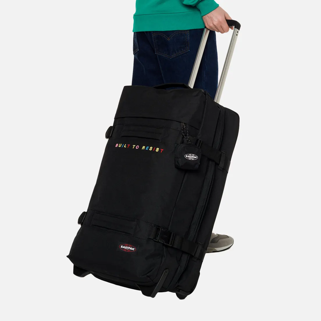 Eastpak Дорожный чемодан Transit'r M Bold Embroided