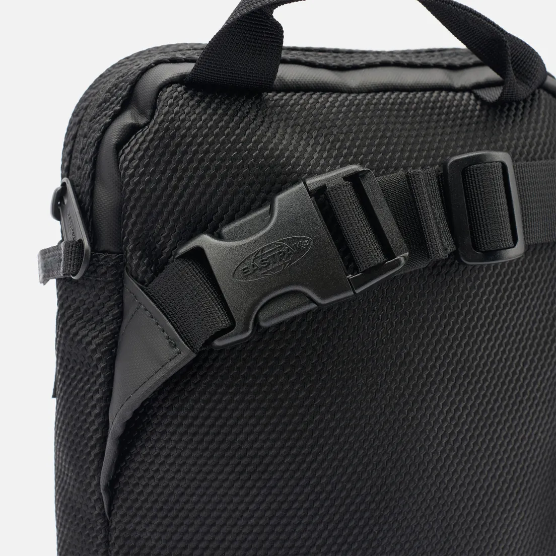 Eastpak Сумка The One CNNCT
