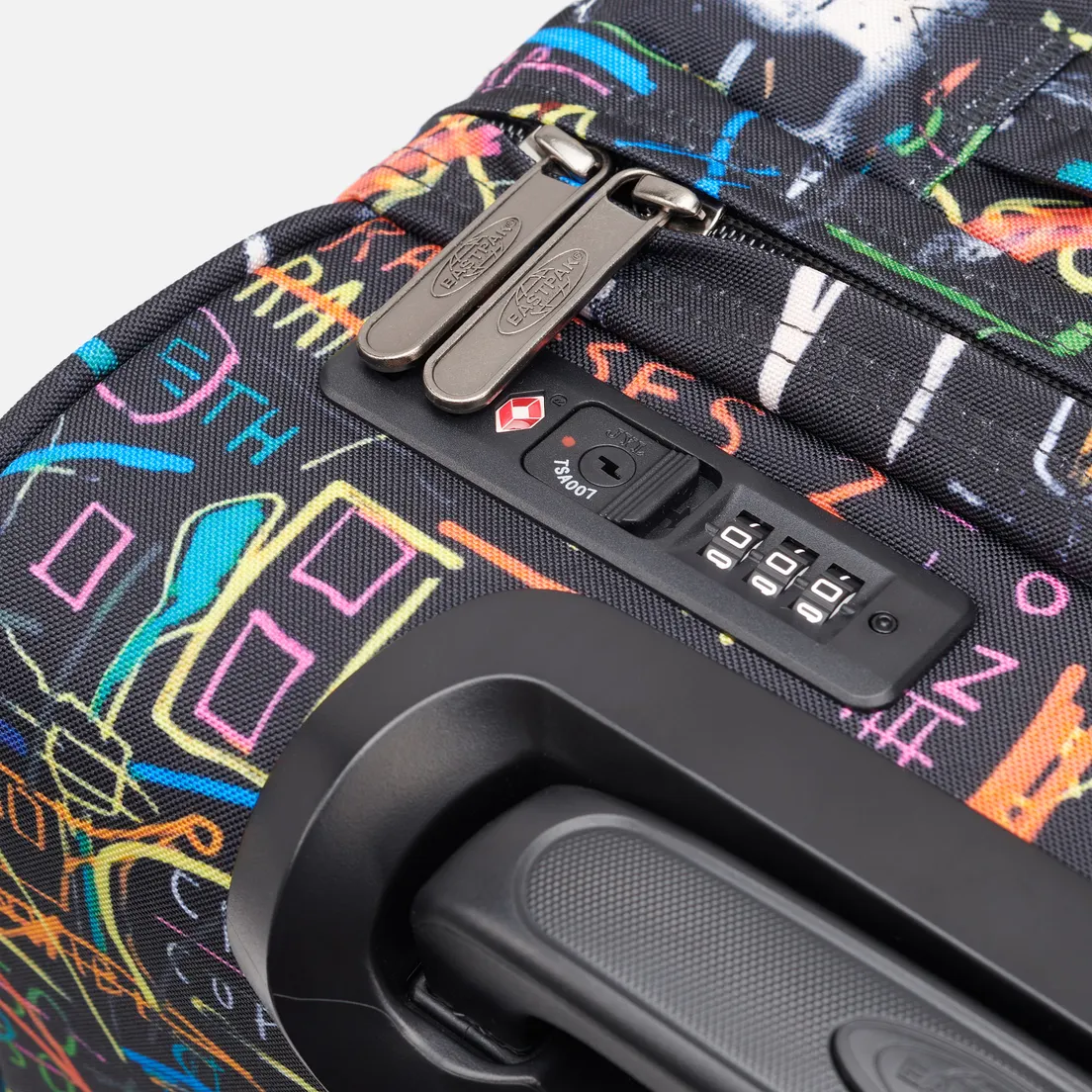 Eastpak Дорожный чемодан x Jean-Michel Basquiat Transit'r S