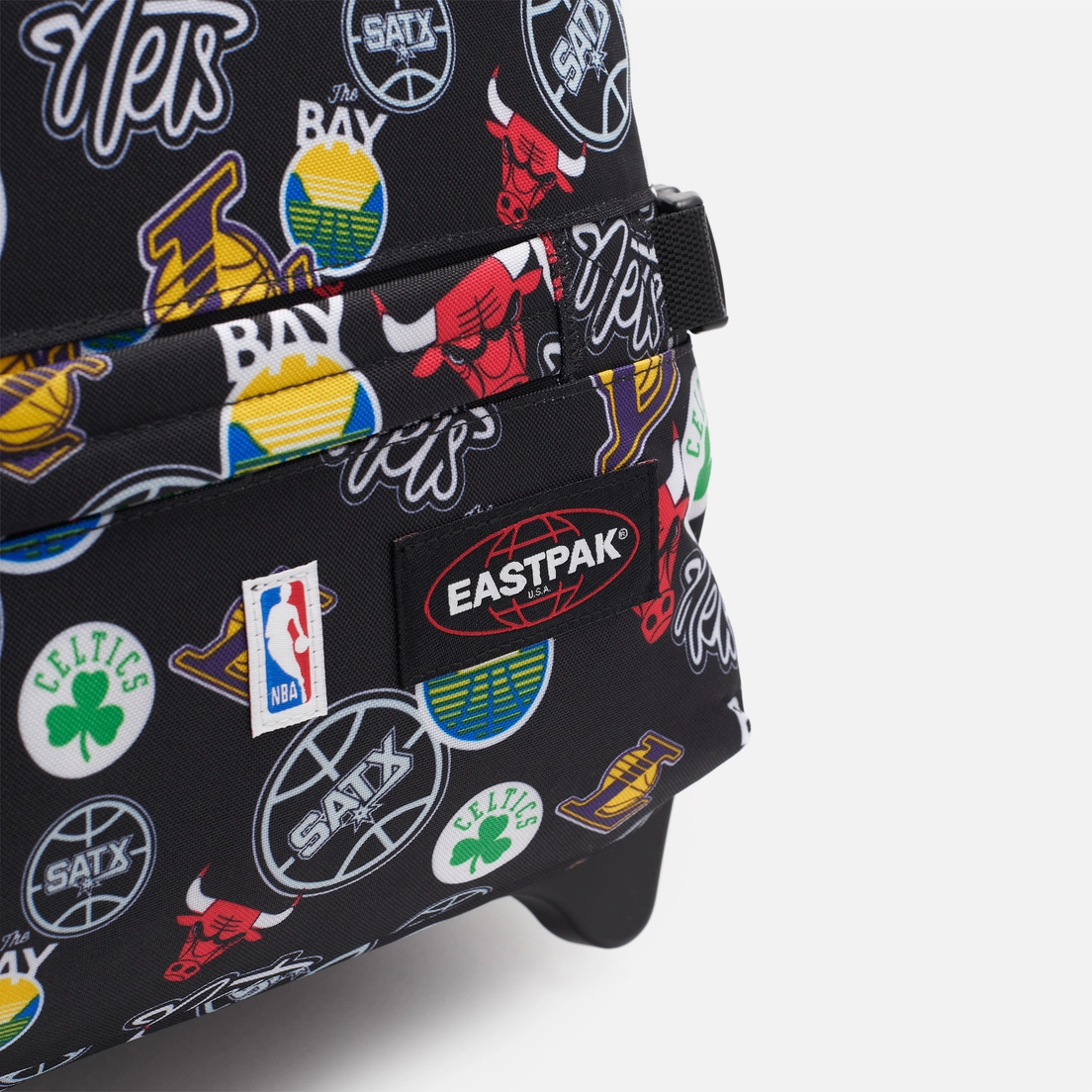 Eastpak Дорожный чемодан x NBA Transit'r S