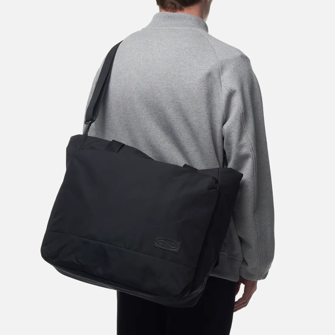 Eastpak Сумка CNNCT F Satch