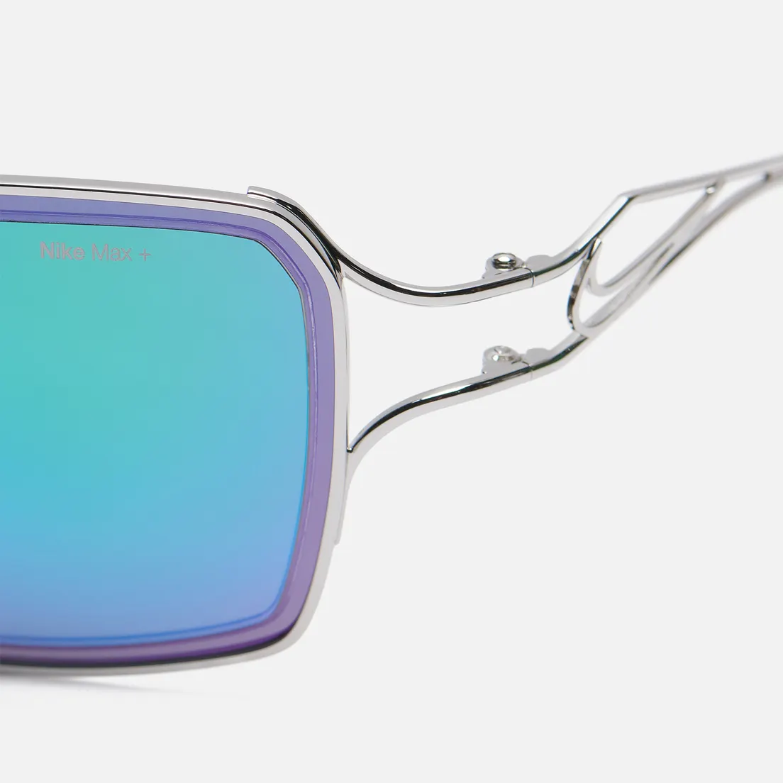 Nike Солнцезащитные очки Veil Prism