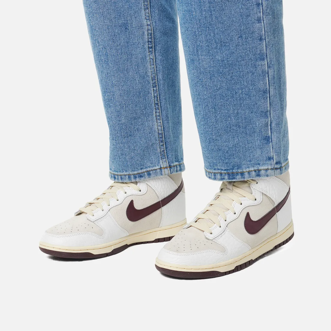 Nike Женские кроссовки Wmns Dunk High