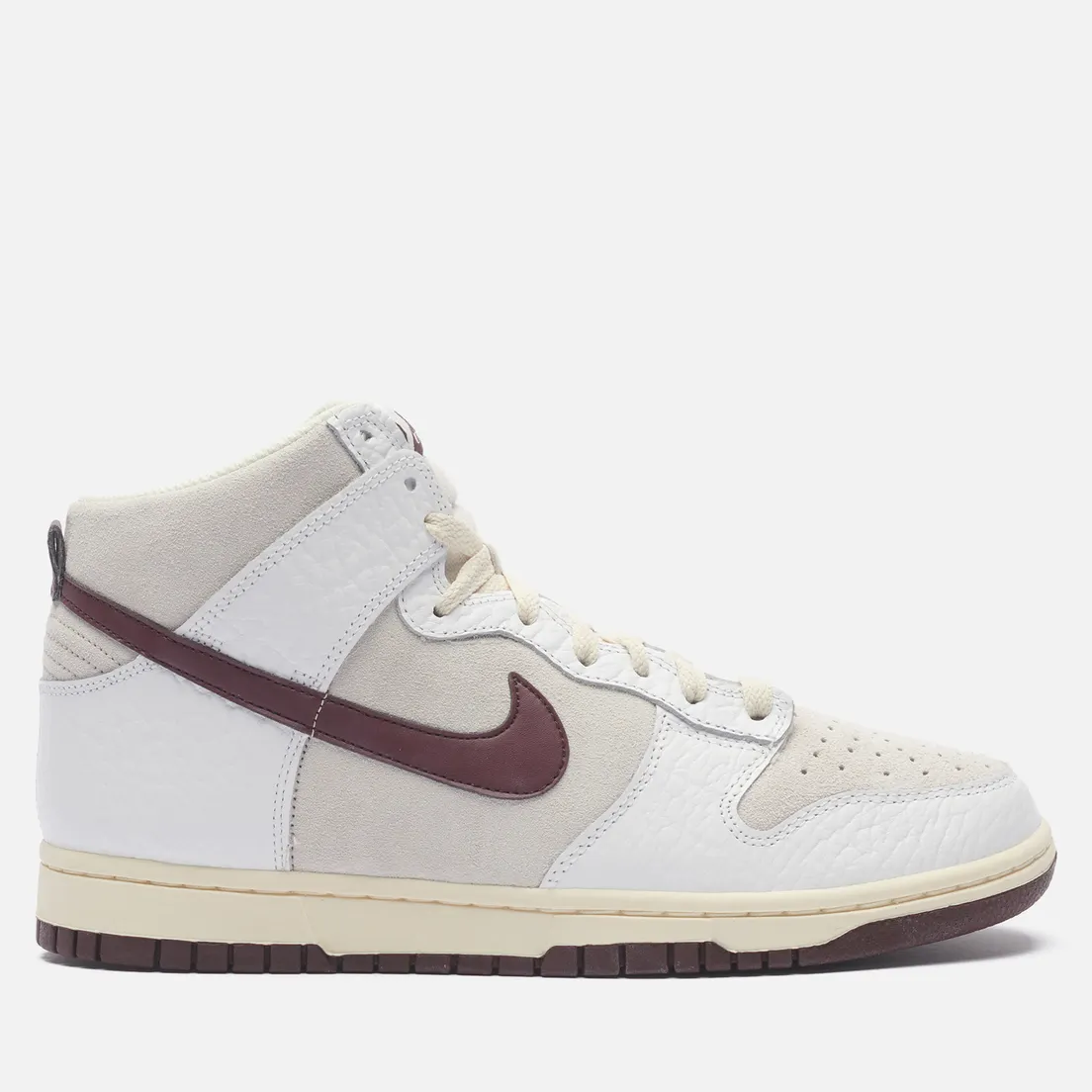 Nike Женские кроссовки Wmns Dunk High
