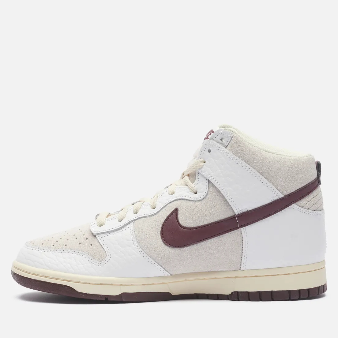 Nike Женские кроссовки Wmns Dunk High