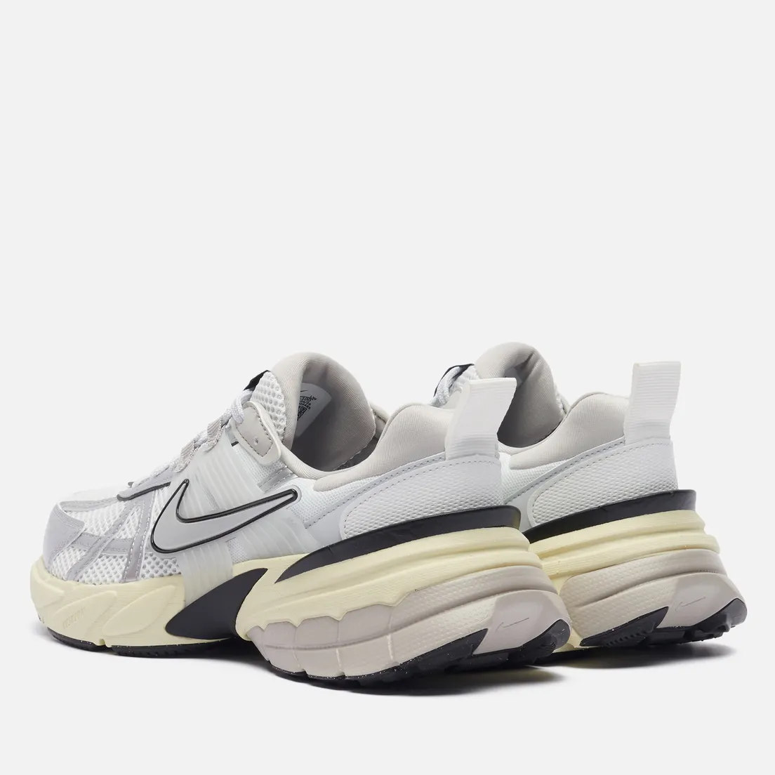 Nike Женские кроссовки Wmns V2K Run