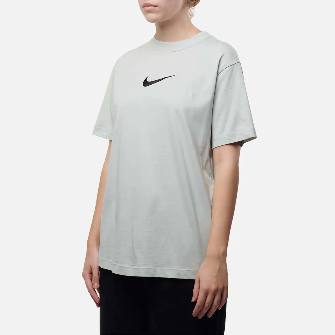 Nike Женская футболка Basic Everyday
