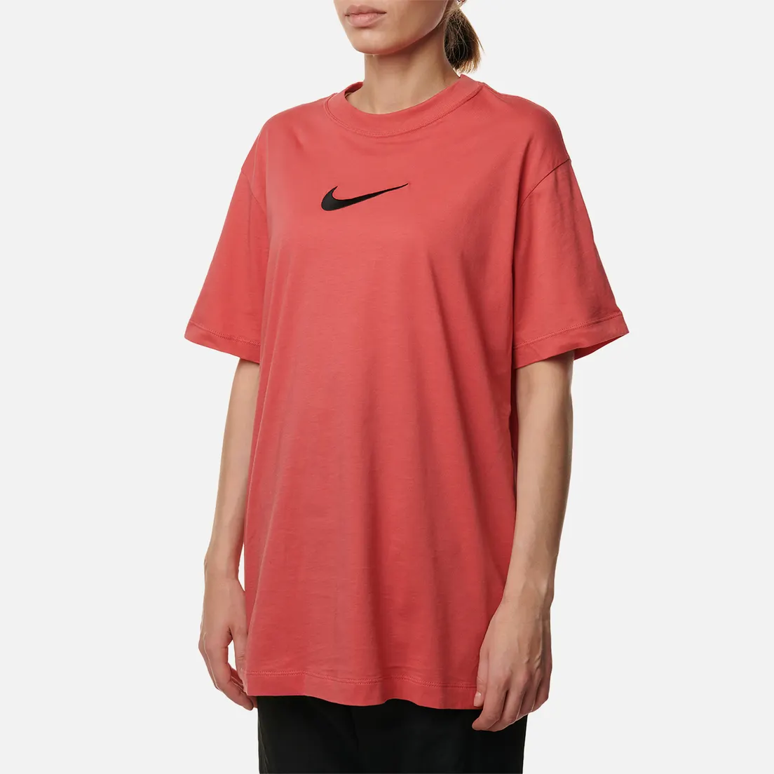 Nike Женская футболка Basic Everyday
