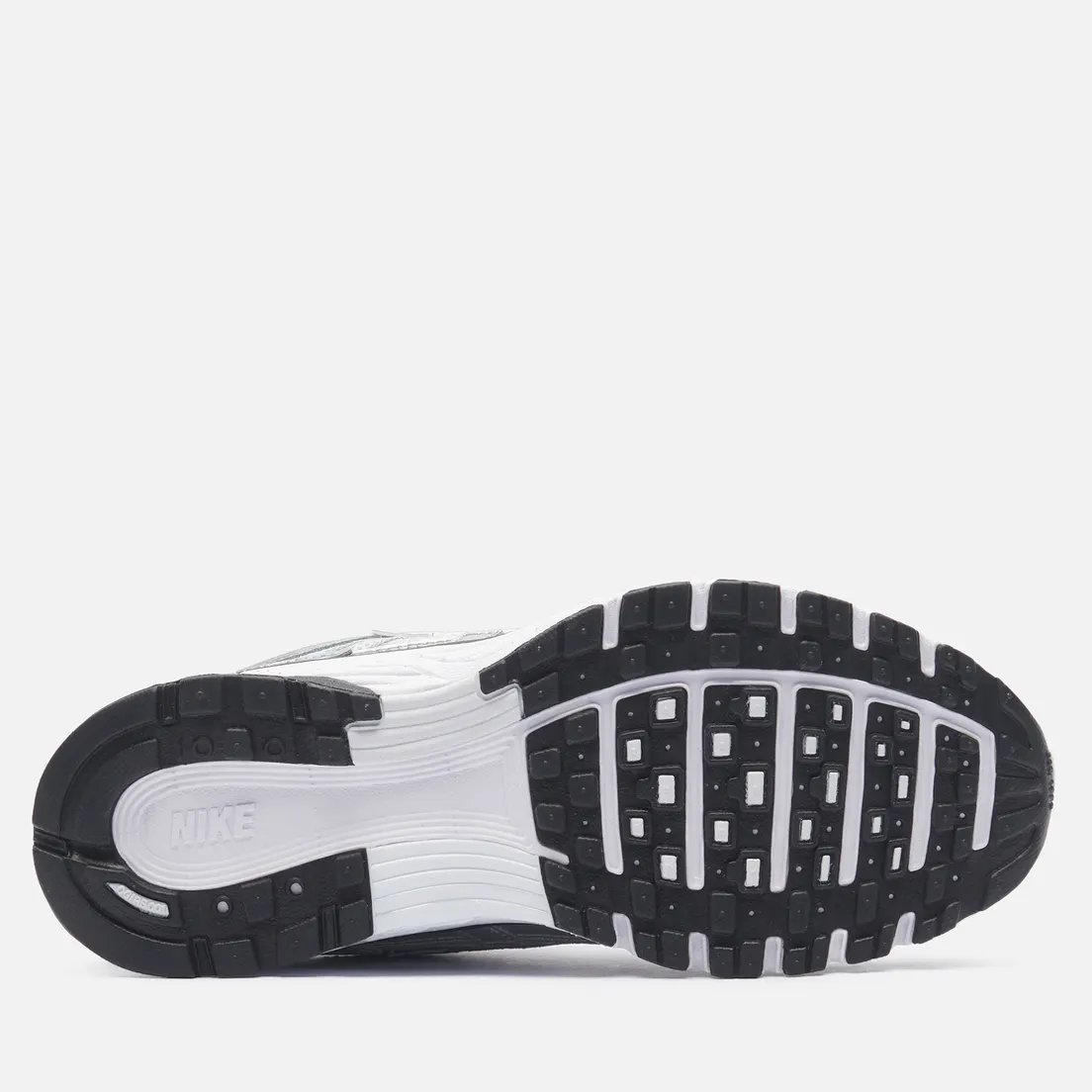 Nike Женские кроссовки Wmns P-6000