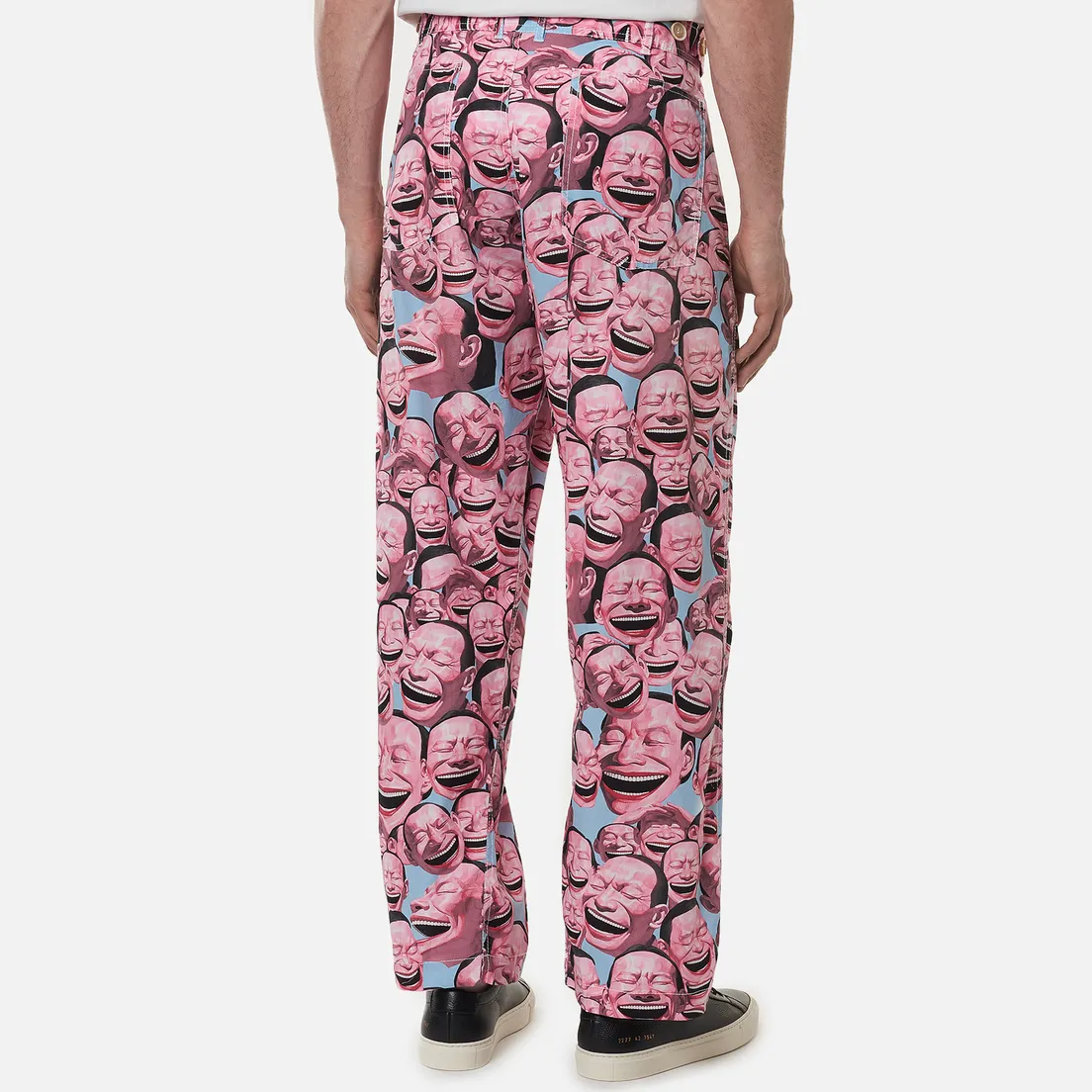 Comme des Garcons SHIRT Мужские брюки x Yue Minjun All Over Print