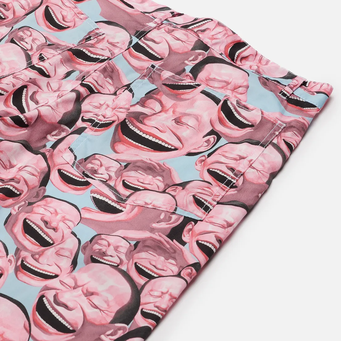 Comme des Garcons SHIRT Мужские шорты x Yue Minjun All Over Print